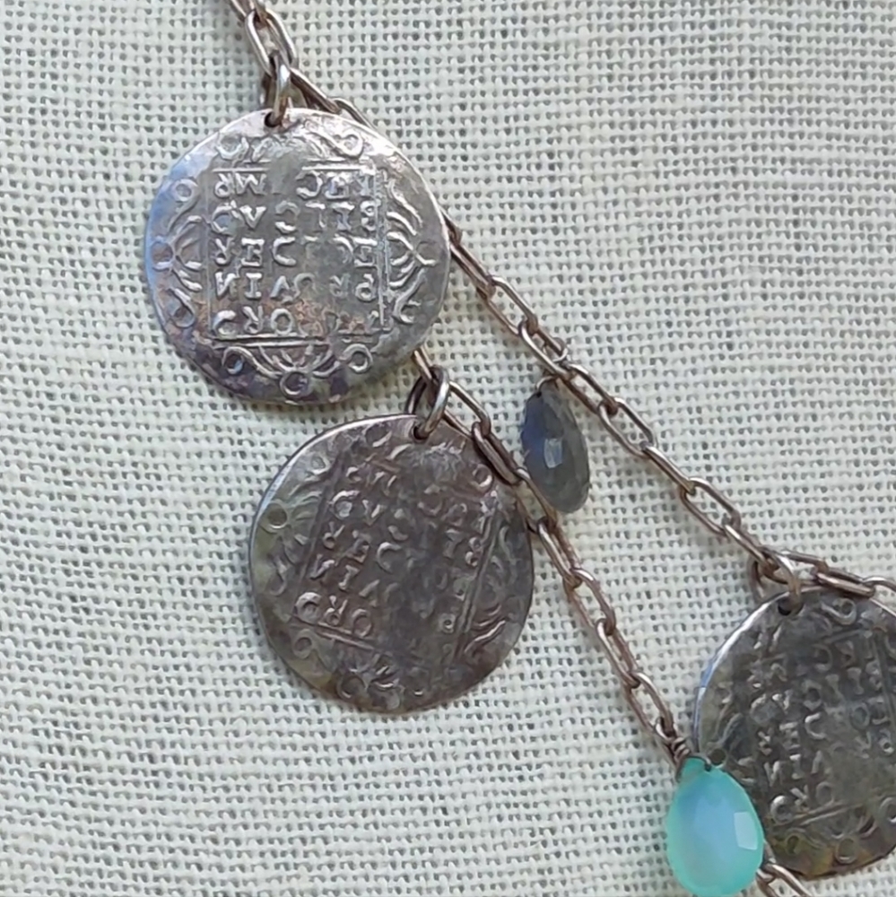 Stella & Dot retired labradorite and aquamarine coin necklace - Picture 3 of 10